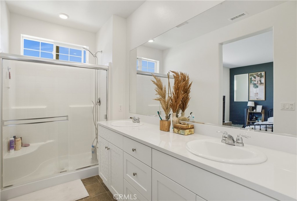 Hemet, California, 92545, United States, 3 Bedrooms Bedrooms, ,2 BathroomsBathrooms,Residential,For Sale,1950235