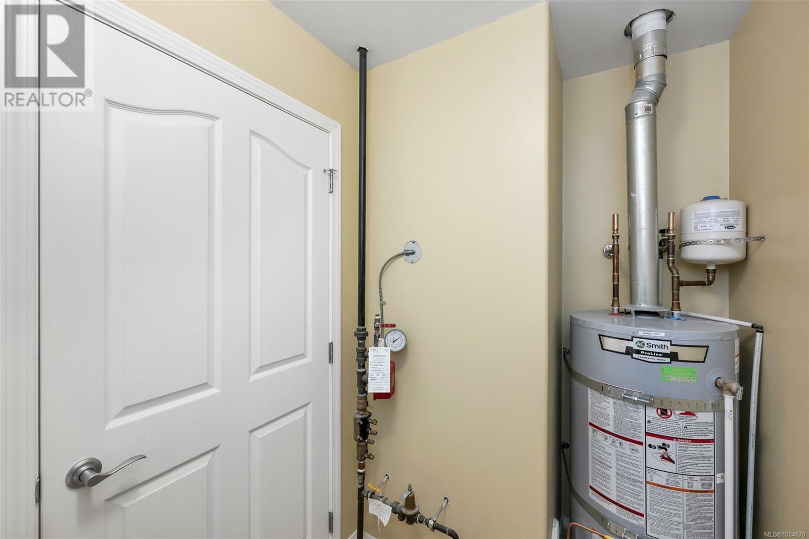 DUNCAN, British Columbia, V9L 2S2, CA, 2 Bedrooms Bedrooms, ,2 BathroomsBathrooms,Residential,For Sale,1875397