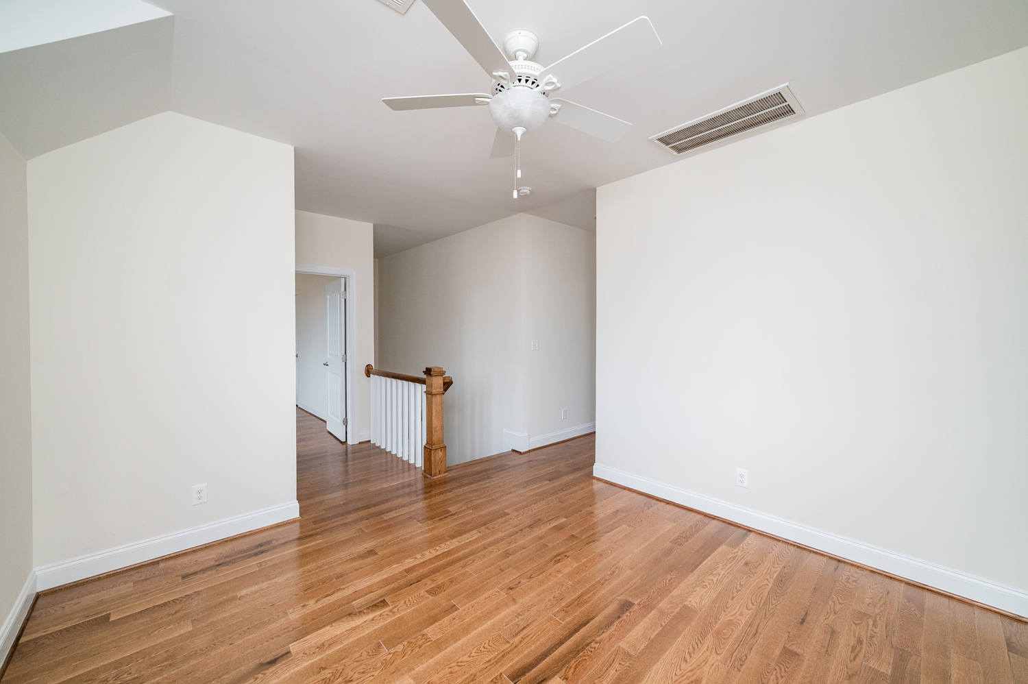 Forest, Virginia, 24551, United States, 5 Bedrooms Bedrooms, ,3 BathroomsBathrooms,Residential,For Sale,1980464