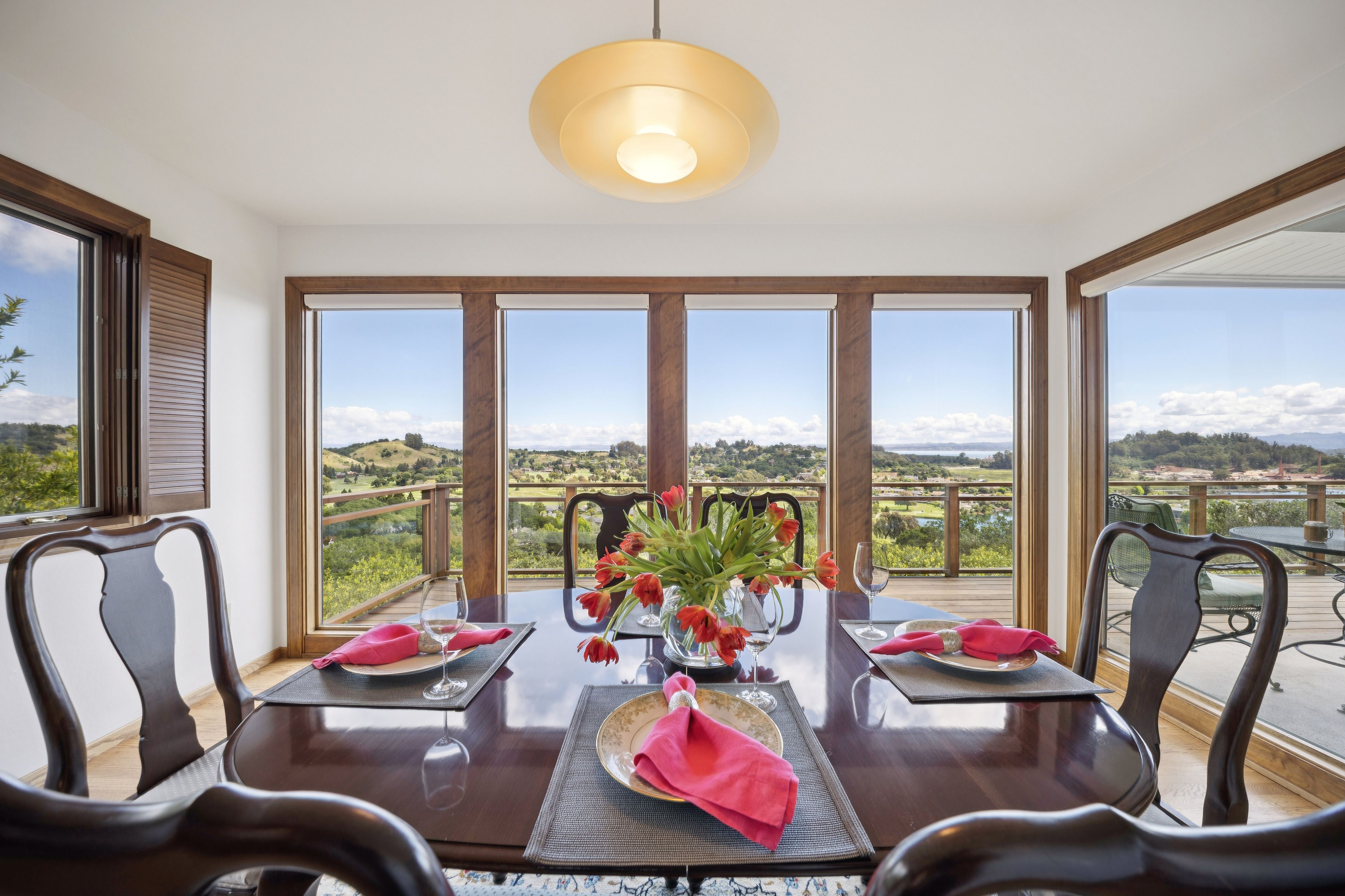  Peacock Gap View Home - 物件實景