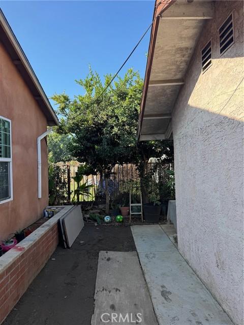 Los Angeles, California, 90044, United States, ,Residential,For Sale,2005968