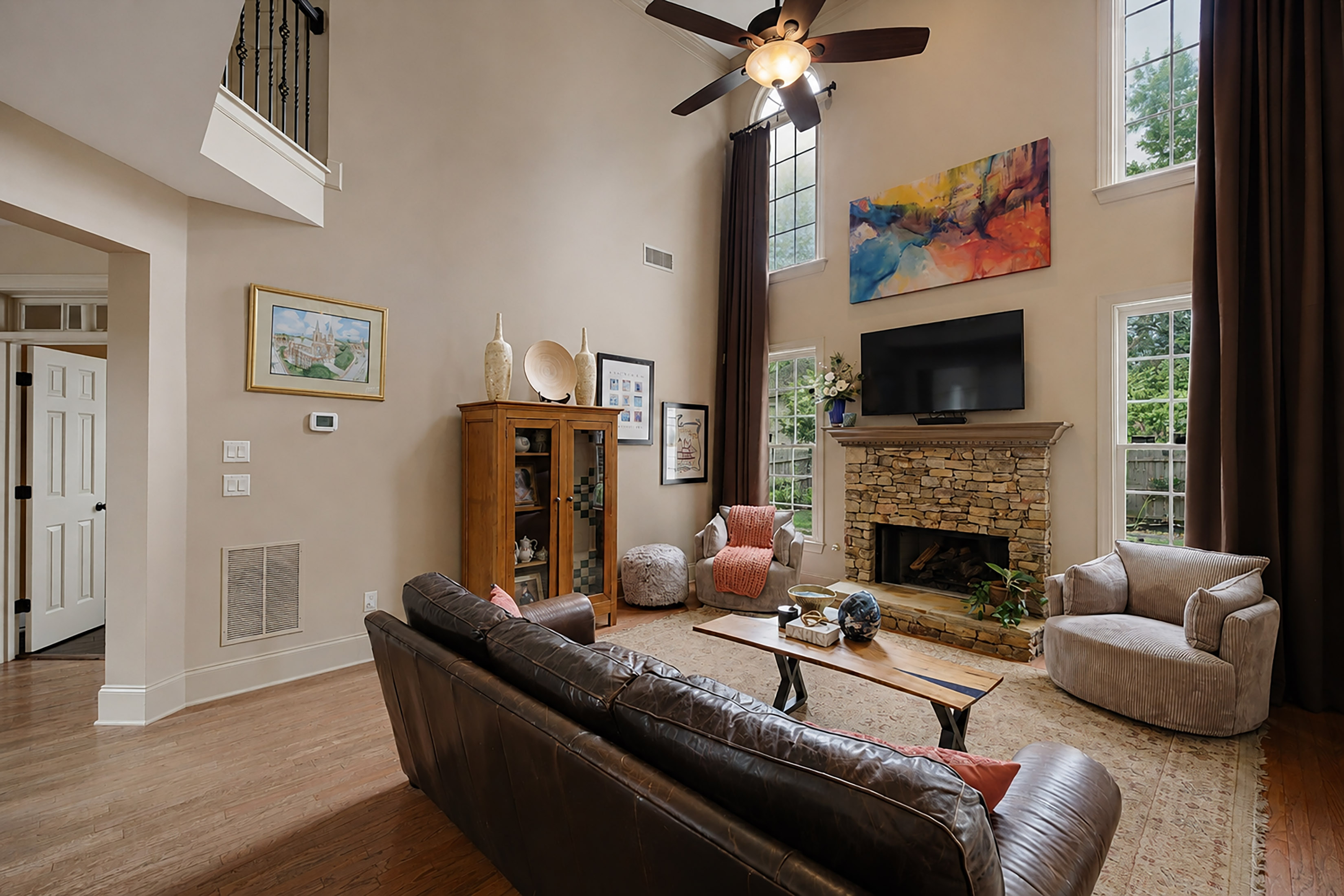  Beautifully Updated and Well Maintained Home in Sought-after Highcroft Community - 物件實景
