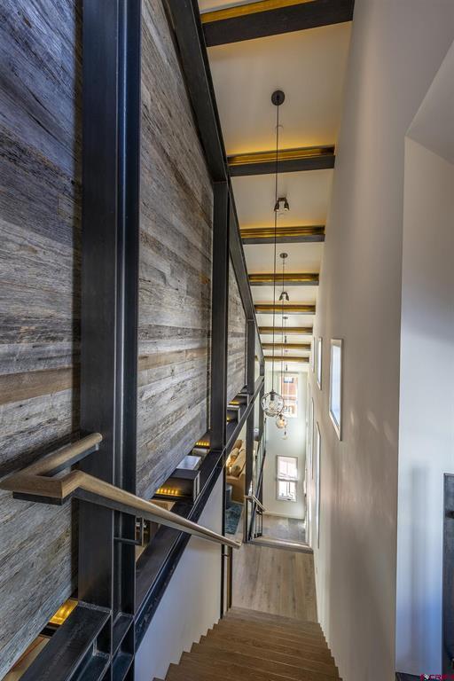 Telluride, Colorado, 81435, United States, 5 Bedrooms Bedrooms, ,6 BathroomsBathrooms,Residential,For Sale,1999717