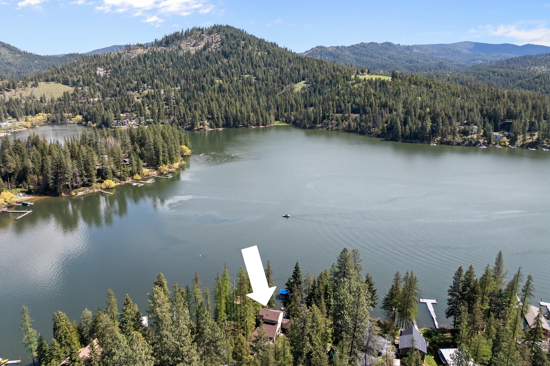  Hayden Lake Year Round Waterfront Living - 物件實景