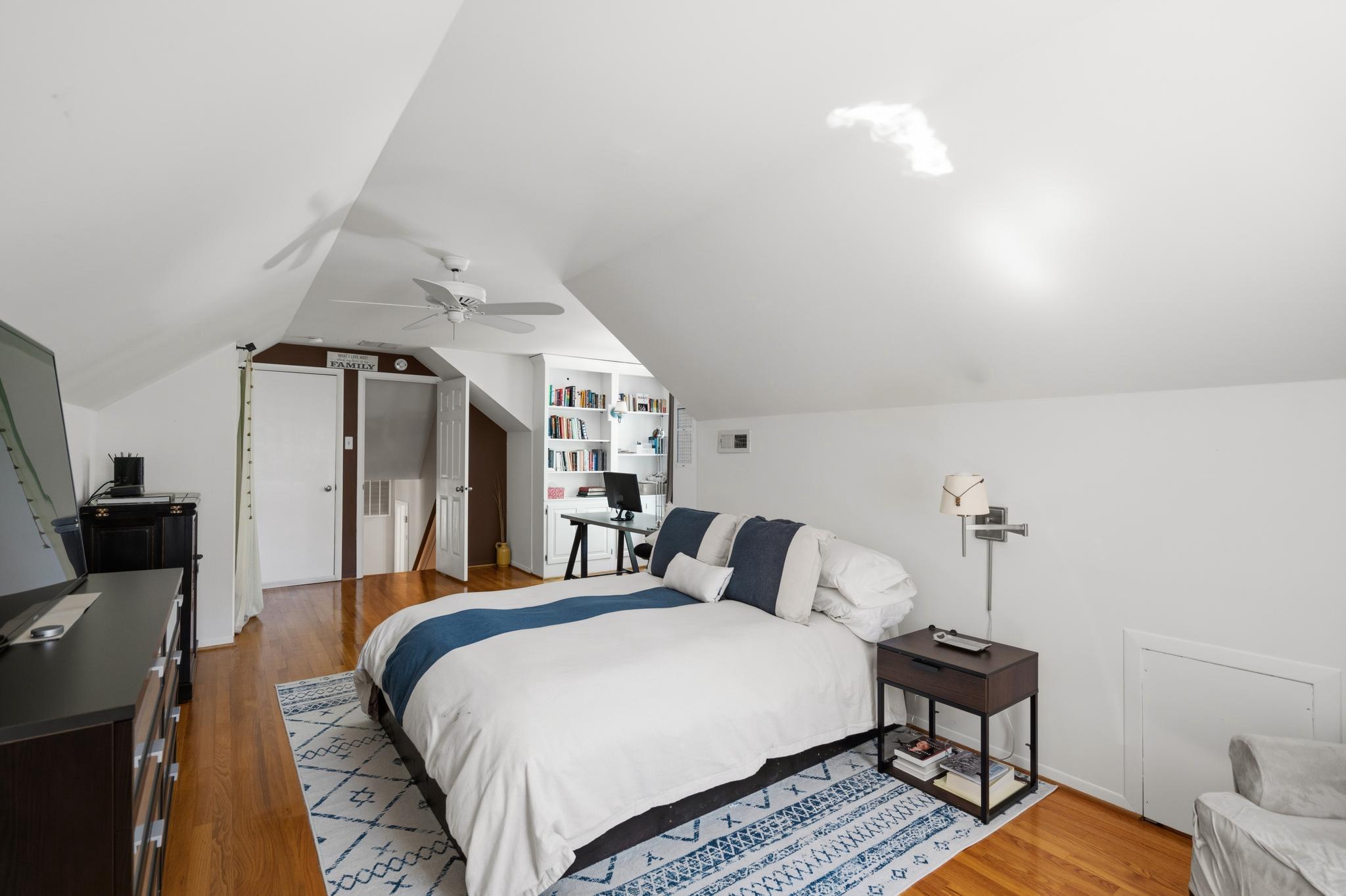  8611 Cyrus Place, Alexandria, VA, 22308 - 物件實景