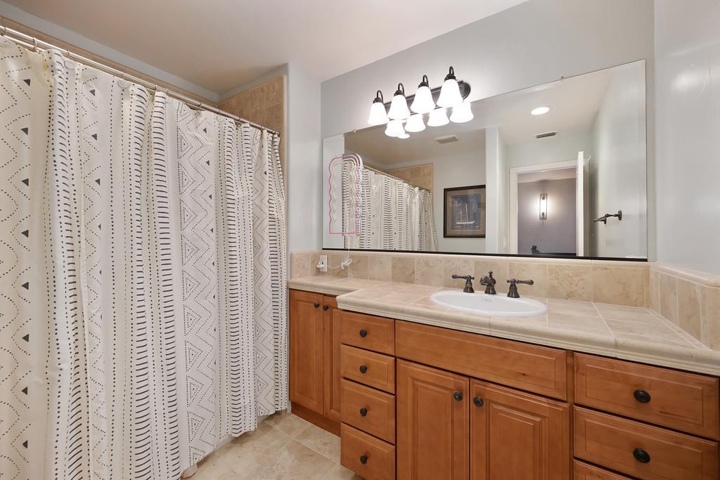 Sacramento, California, 95818, United States, 3 Bedrooms Bedrooms, ,3 BathroomsBathrooms,Residential,For Sale,1954862