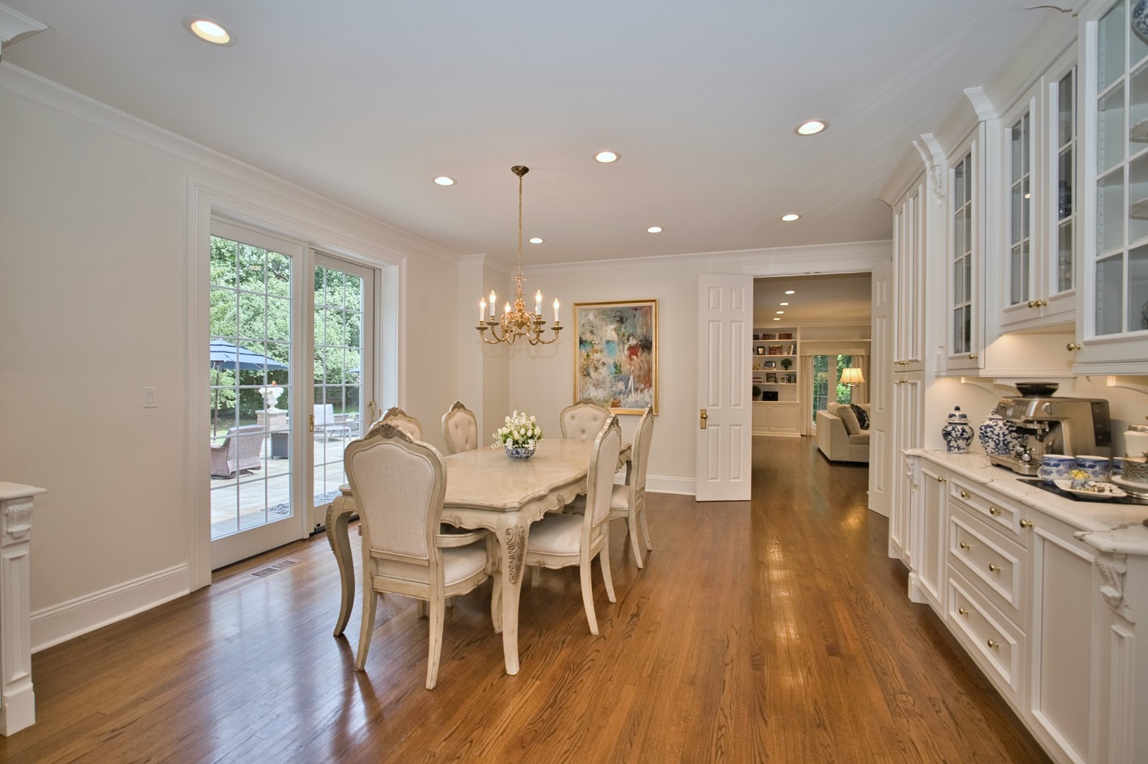 Lake Forest, Illinois, 60045, United States, 4 Bedrooms Bedrooms, ,5 BathroomsBathrooms,Residential,For Sale,1976497