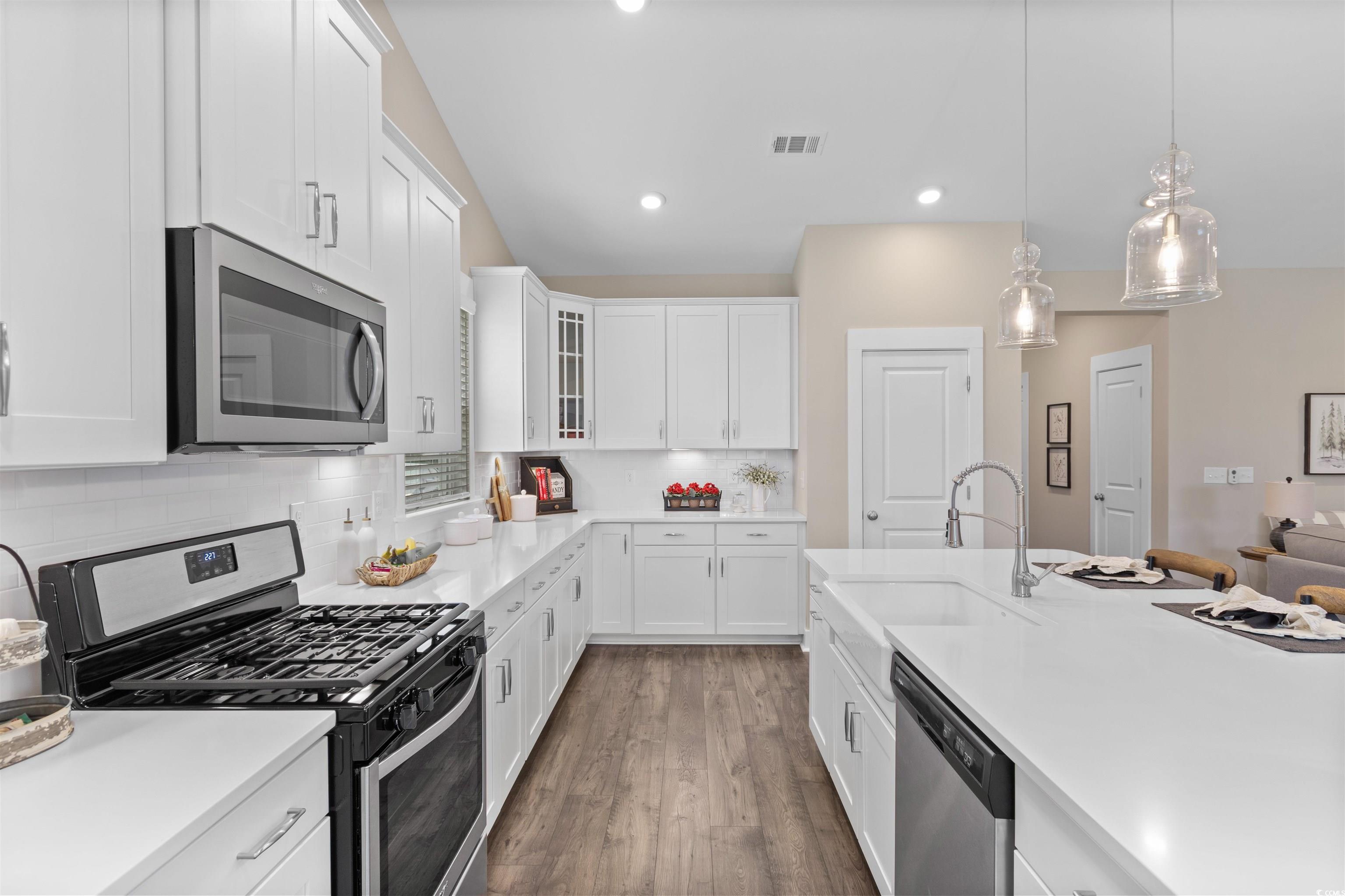 Myrtle Beach, South Carolina, 29579, United States, 4 Bedrooms Bedrooms, ,3 BathroomsBathrooms,Residential,For Sale,1859789