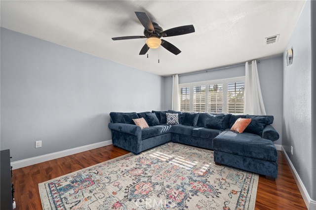 Ontario, California, 91761, United States, 4 Bedrooms Bedrooms, ,2 BathroomsBathrooms,Residential,For Sale,1976120