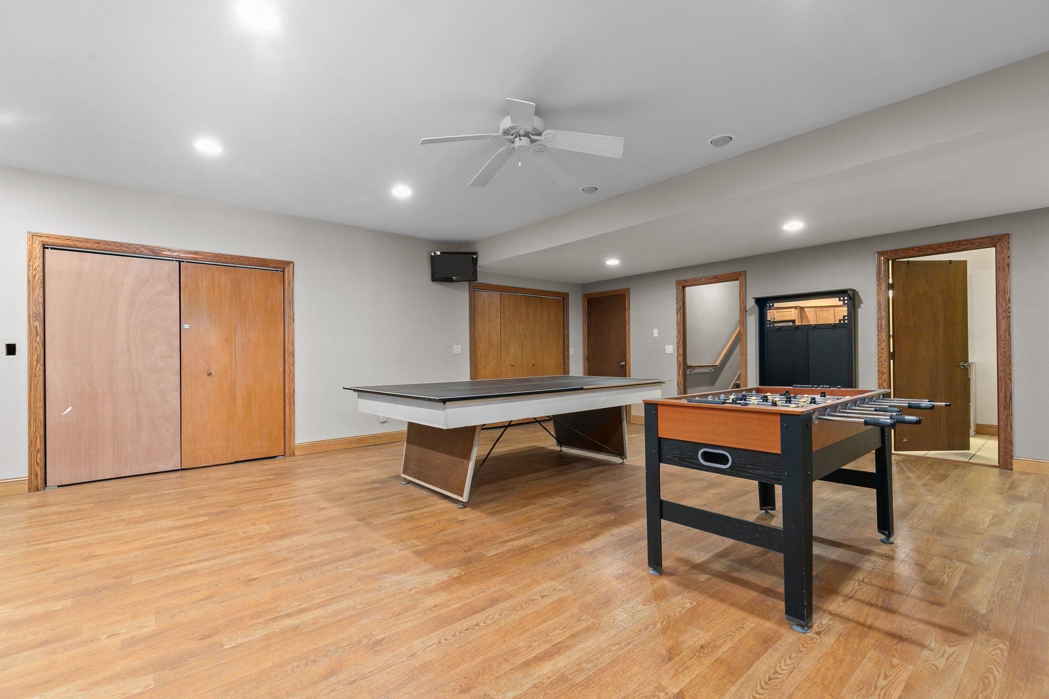 Berlin, Wisconsin, 54923, United States, 5 Bedrooms Bedrooms, ,4 BathroomsBathrooms,Residential,For Sale,1974961