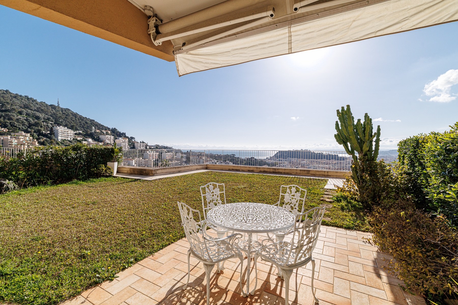  3-room apartment in Nice Mont Alban Mont Boron with garden, terrace and sea view - 物件實景