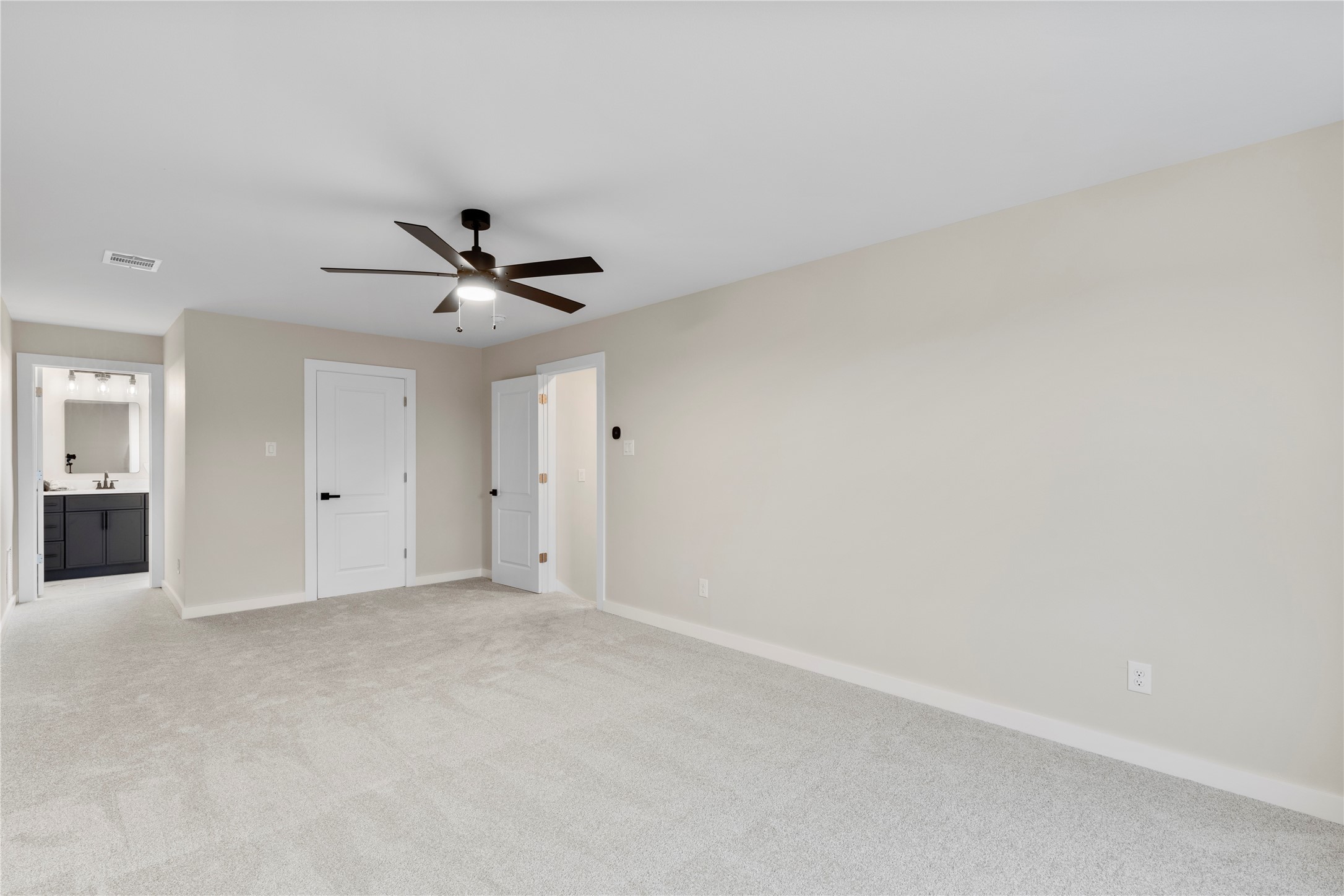 1230 Dixie Estates Way, Whitesboro, Texas, 76273, United States, 3 Bedrooms Bedrooms, ,4 BathroomsBathrooms,Residential,For Sale,1230 Dixie Estates Way,1646748