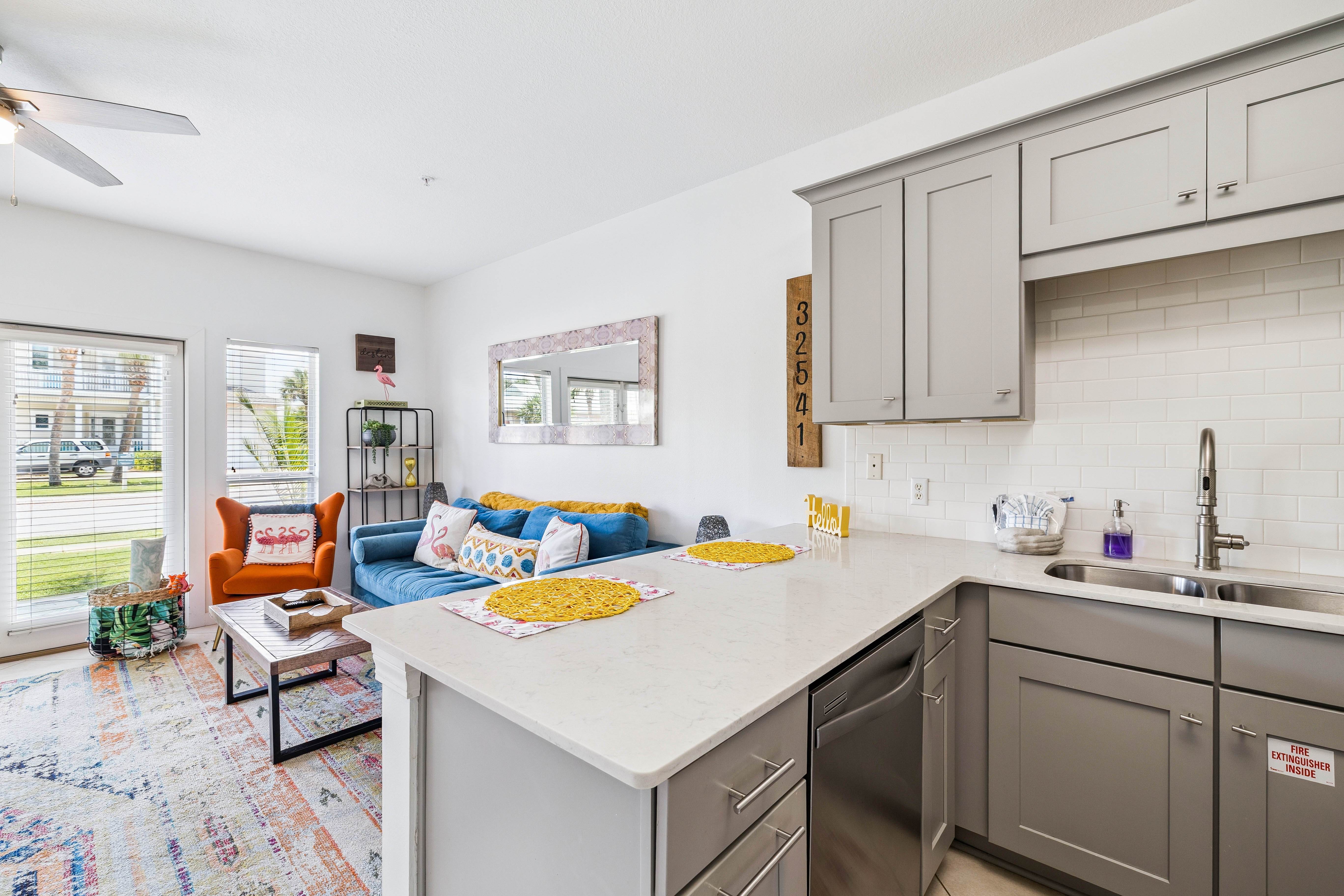  Coastal Condo Retreat With Deeded Beach Access - 物件實景