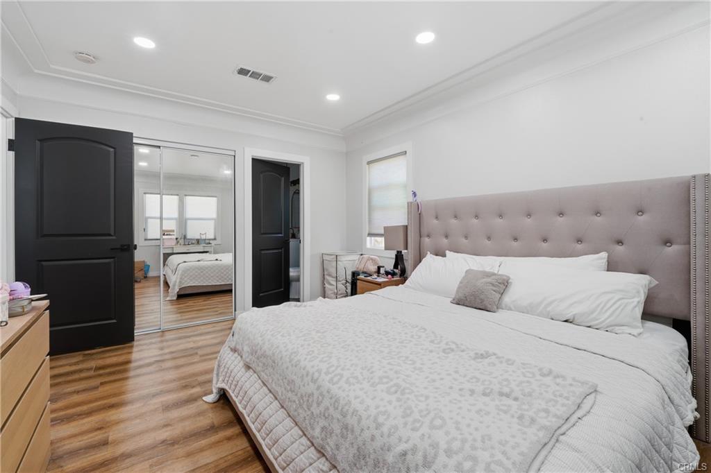 Huntington Park, California, 90255, United States, 3 Bedrooms Bedrooms, ,2 BathroomsBathrooms,Residential,For Sale,2006078