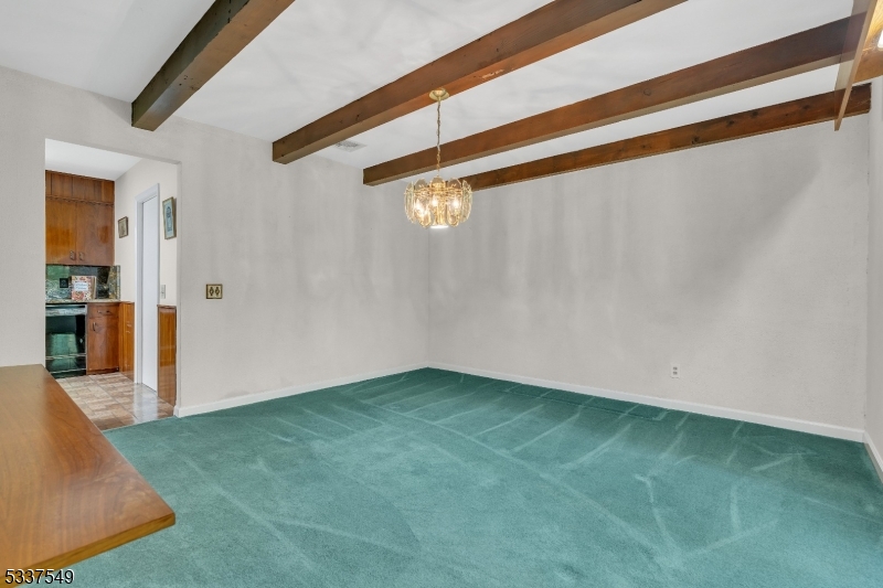 Raritan Twp., New Jersey, 08822, United States, 3 Bedrooms Bedrooms, ,2 BathroomsBathrooms,Residential,For Sale,1951157