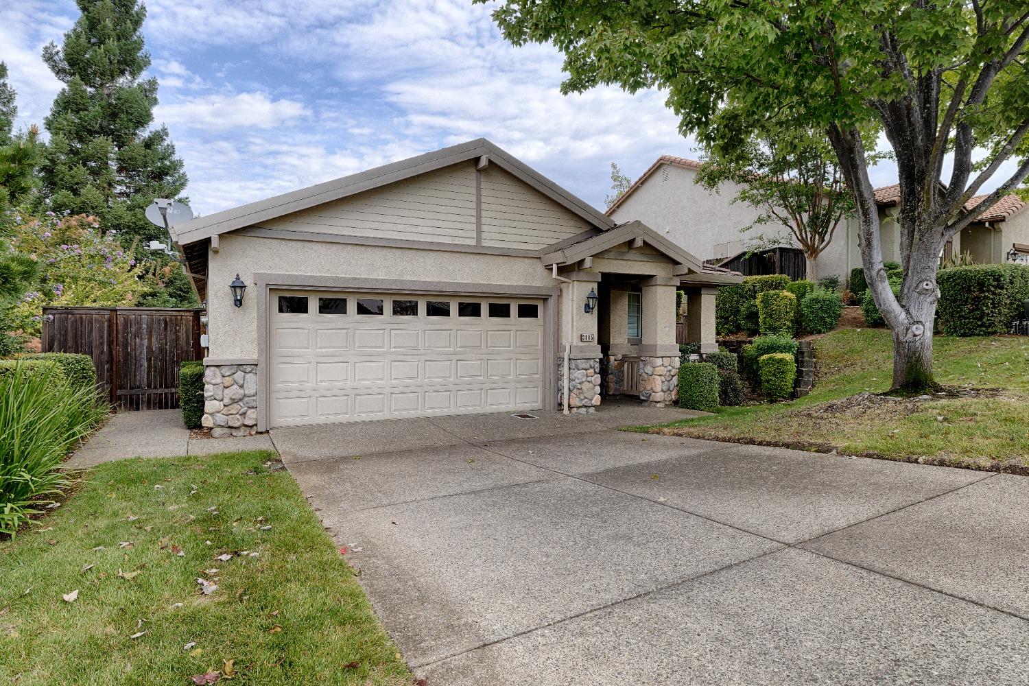 Rocklin, California, 95765, United States, 2 Bedrooms Bedrooms, ,2 BathroomsBathrooms,Residential,For Sale,1907084