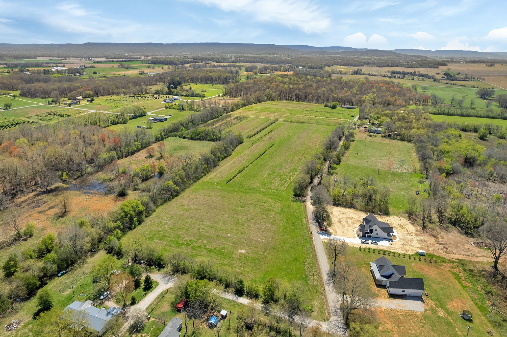 Winchester, Tennessee, 37398, United States, ,Residential,For Sale,1899351