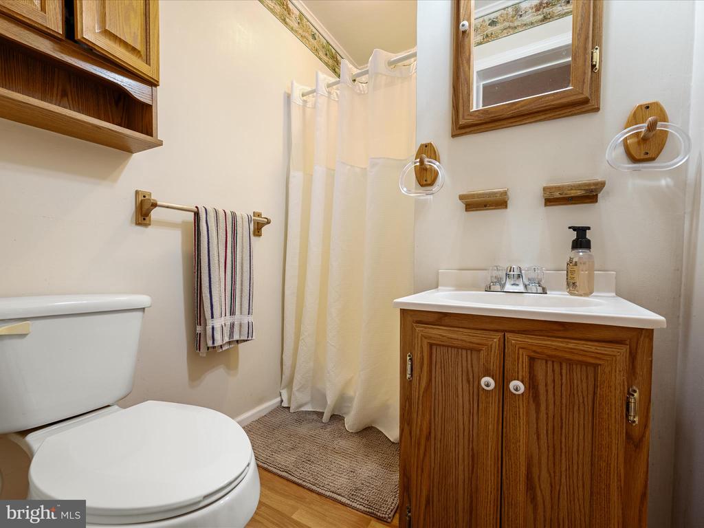 Winchester, Virginia, 22603, United States, 3 Bedrooms Bedrooms, ,3 BathroomsBathrooms,Residential,For Sale,1974619