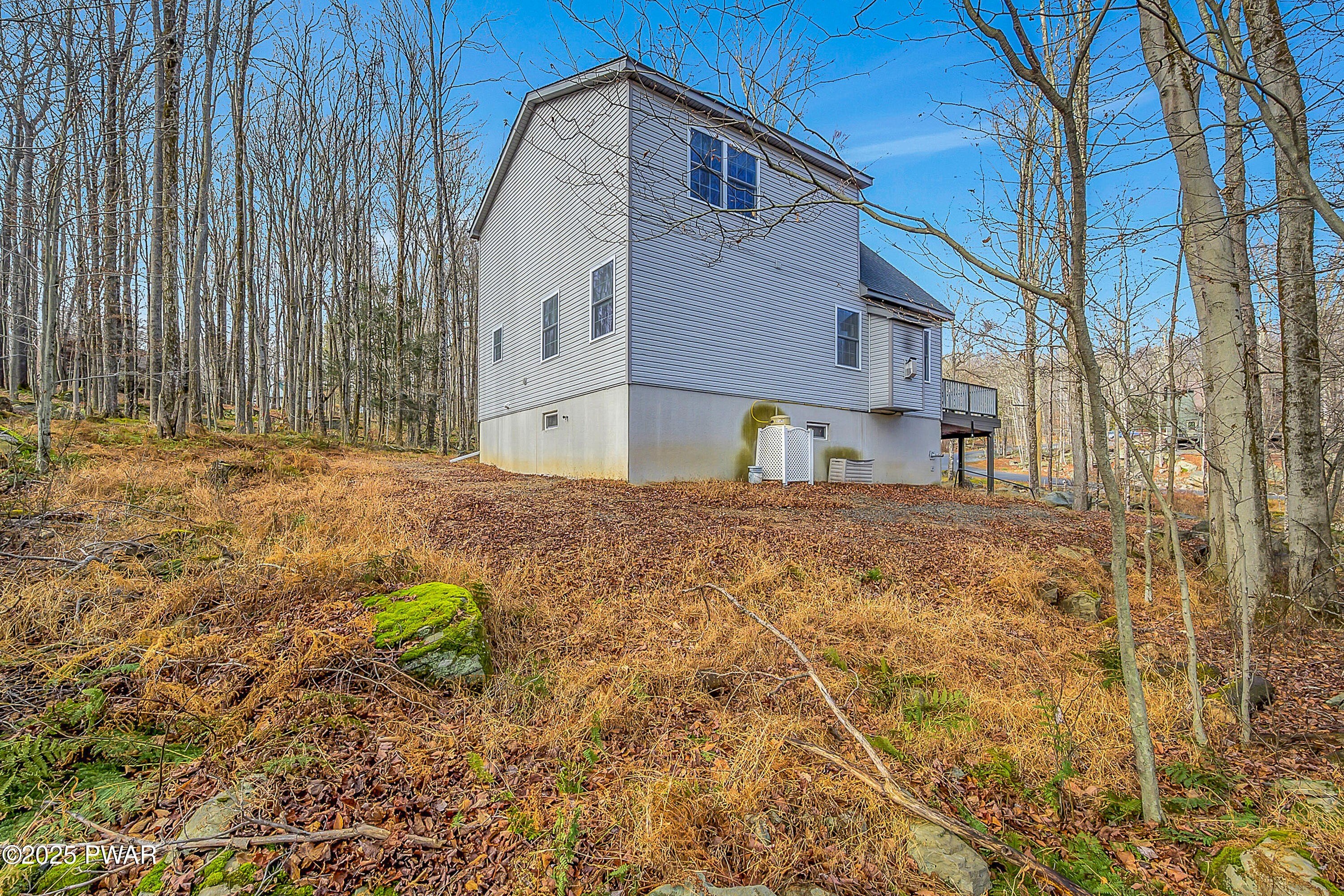 Lake Ariel, Pennsylvania, 18436, United States, 4 Bedrooms Bedrooms, ,4 BathroomsBathrooms,Residential,For Sale,1998731