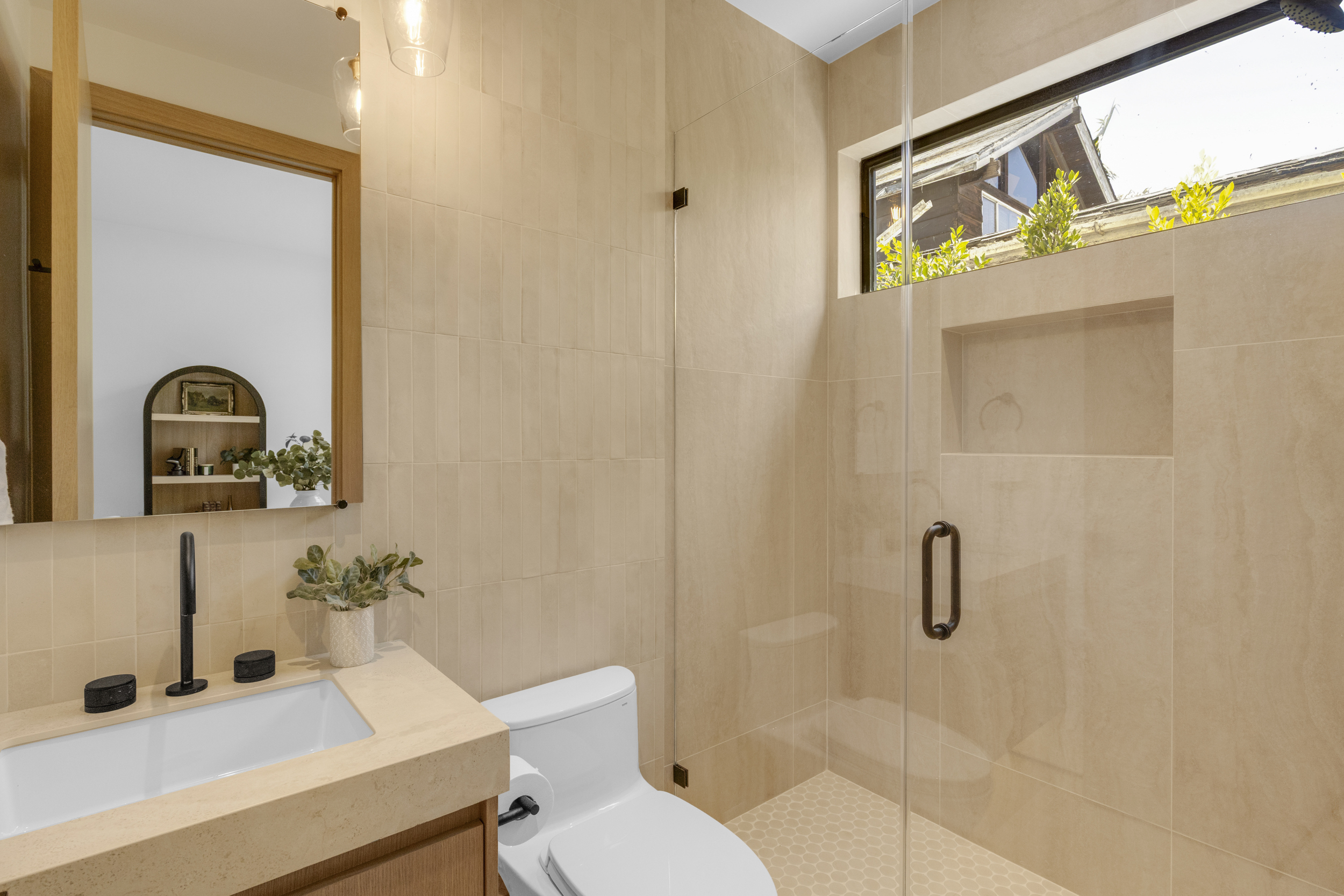  3542 Butler Avenue - 物件實景
