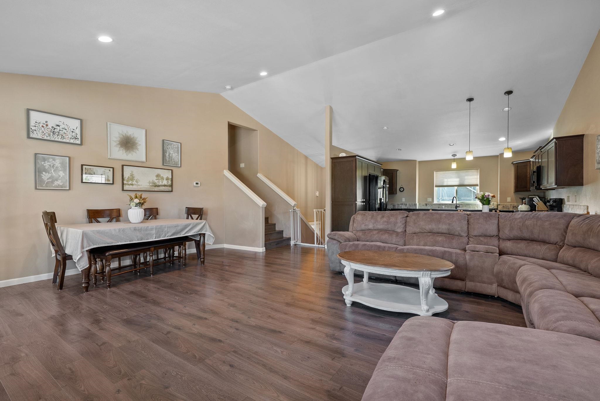 Cheney, Washington, 99004, United States, 4 Bedrooms Bedrooms, ,3 BathroomsBathrooms,Residential,For Sale,1978088