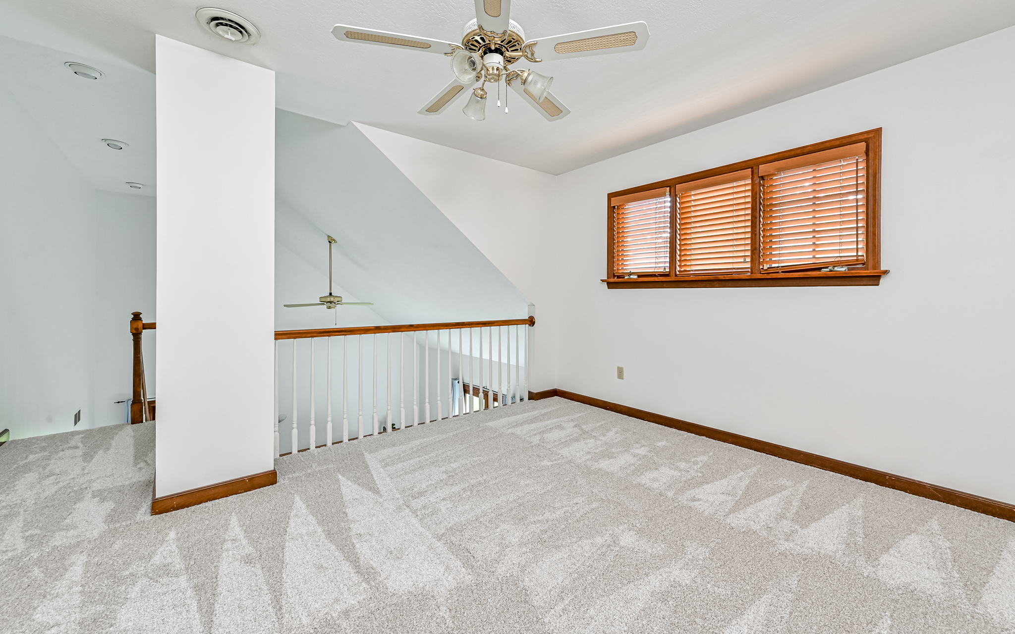  111 Timberwood Drive, Glenshaw, PA 15116 - 物件實景