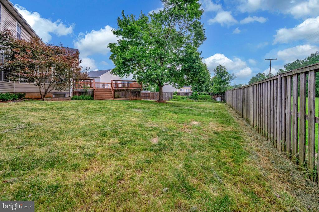 Bealeton, Virginia, 22712, United States, 6 Bedrooms Bedrooms, ,4 BathroomsBathrooms,Residential,For Sale,1916093