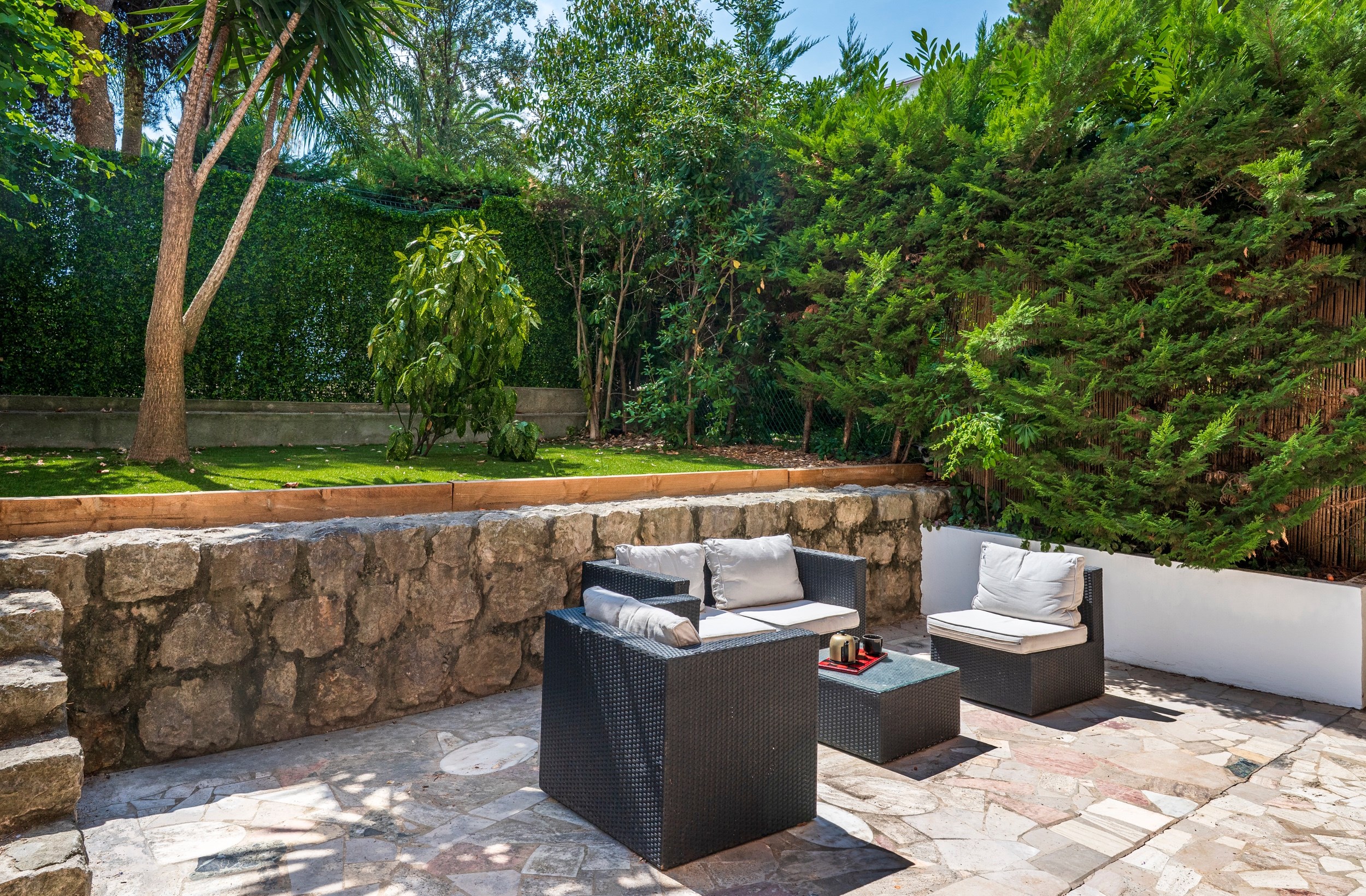  Nice, Le Port : 86 sq.m apartment with private garden on Boulevard Franck Pilat… - 物件實景