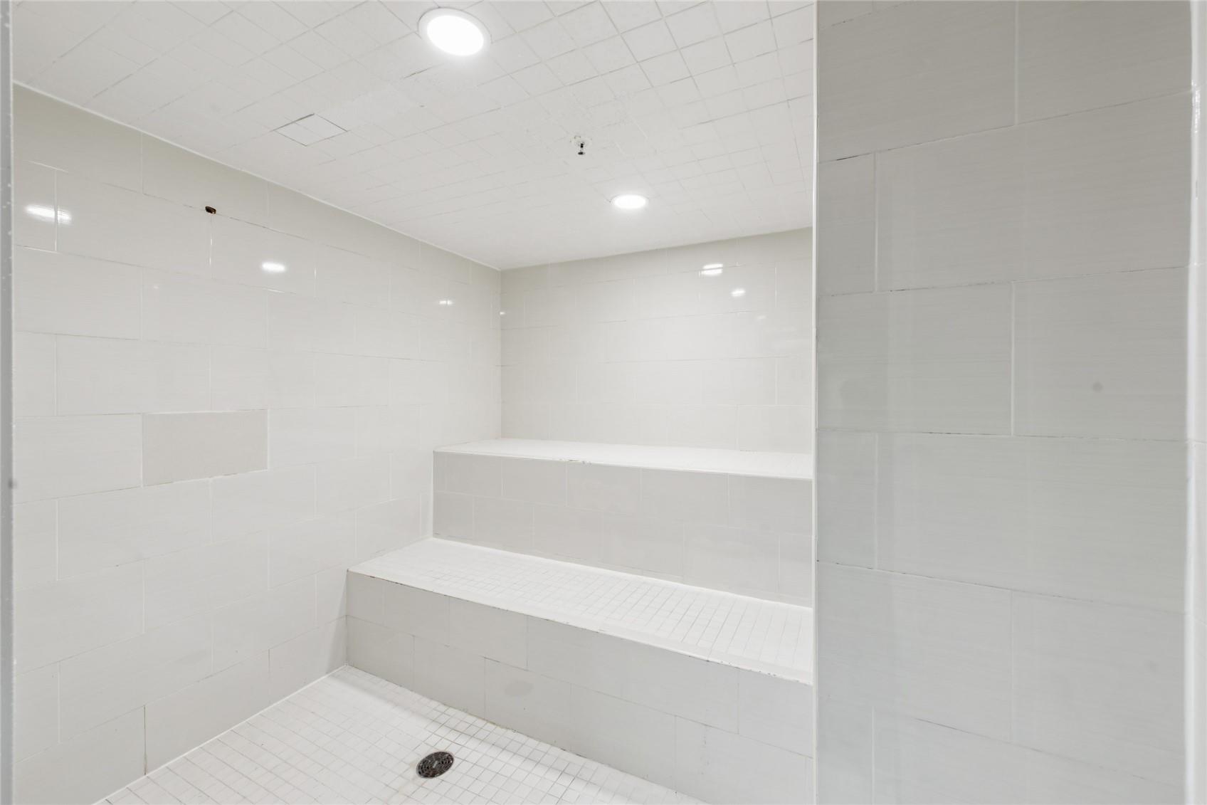 Miami, Florida, 33133, United States, 1 Bedroom Bedrooms, ,1 BathroomBathrooms,Residential,For Sale,1985715