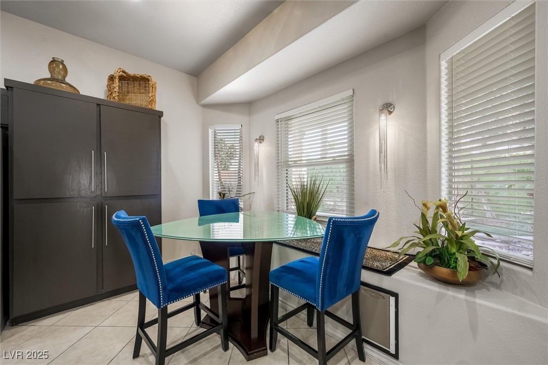 Las Vegas, Nevada, 89121, United States, 3 Bedrooms Bedrooms, ,3 BathroomsBathrooms,Residential,For Sale,1988957