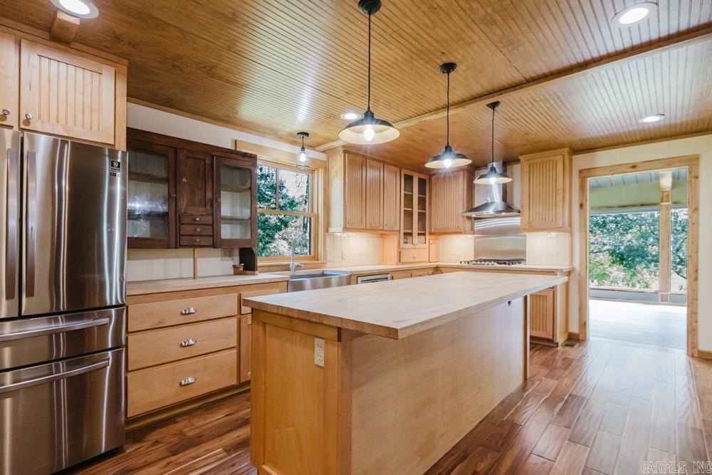 Benton, Arkansas, 72015, United States, 4 Bedrooms Bedrooms, ,3 BathroomsBathrooms,Residential,For Sale,1978701