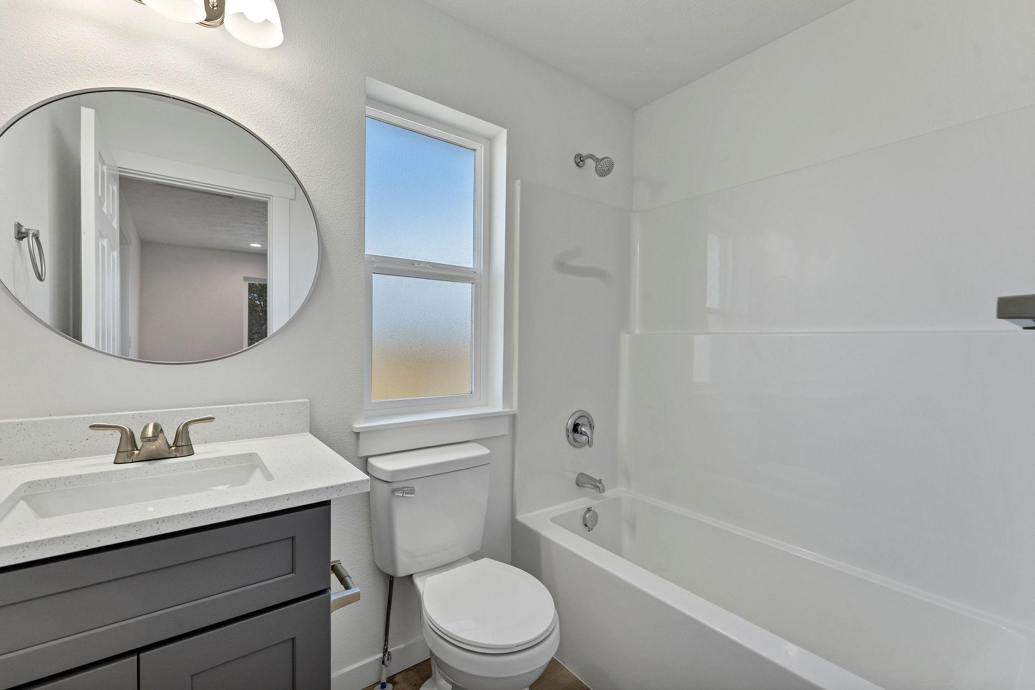 Spokane, Washington, 99212, United States, 3 Bedrooms Bedrooms, ,6 BathroomsBathrooms,Residential,For Sale,1986291