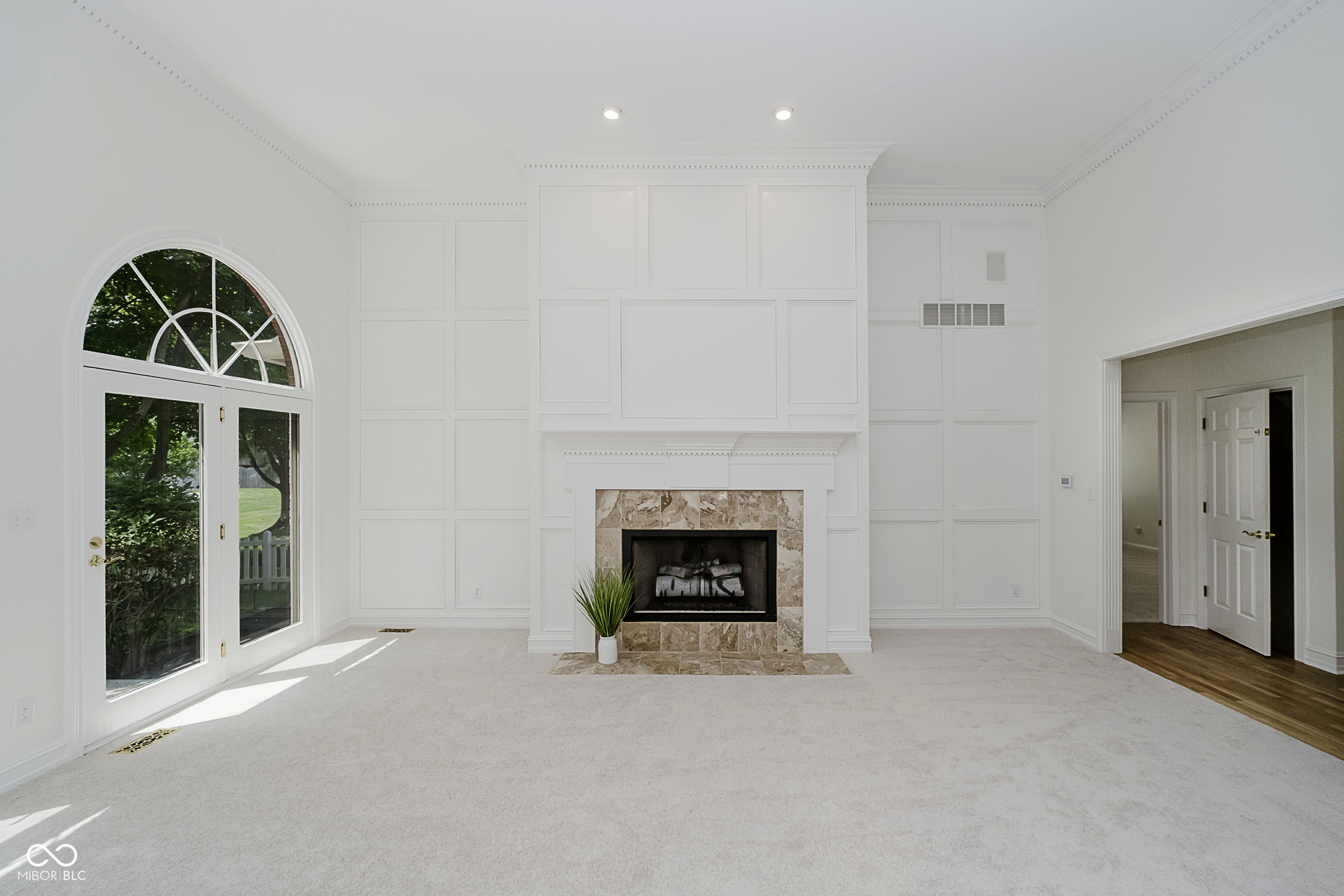Carmel, Indiana, 46033, United States, 4 Bedrooms Bedrooms, ,4 BathroomsBathrooms,Residential,For Sale,1893581