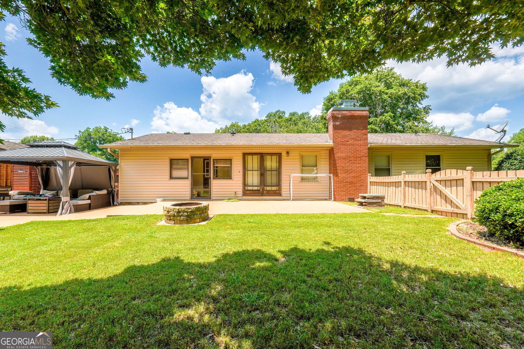 Thomaston, Georgia, 30286, United States, 4 Bedrooms Bedrooms, ,3 BathroomsBathrooms,Residential,For Sale,1952016