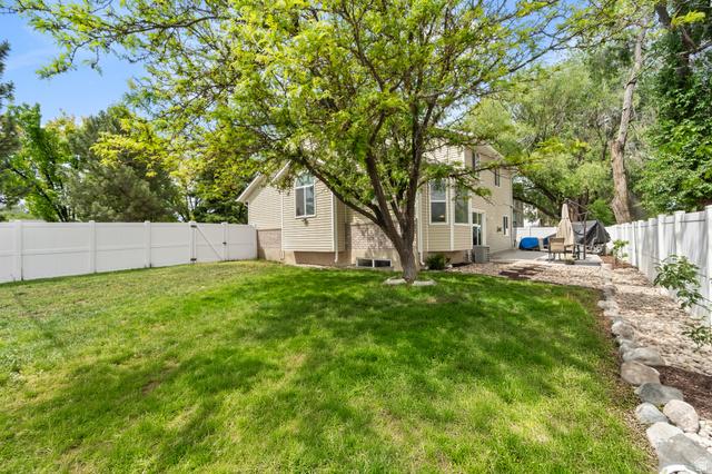 West Jordan, Utah, 84088, United States, 4 Bedrooms Bedrooms, ,3 BathroomsBathrooms,Residential,For Sale,2048230