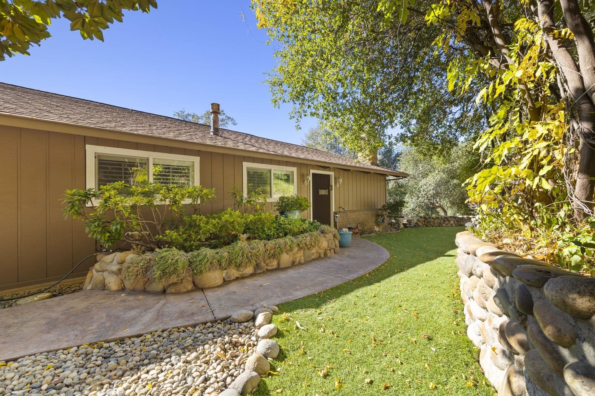 Sonora, California, 95370, United States, ,Residential,For Sale,2010802