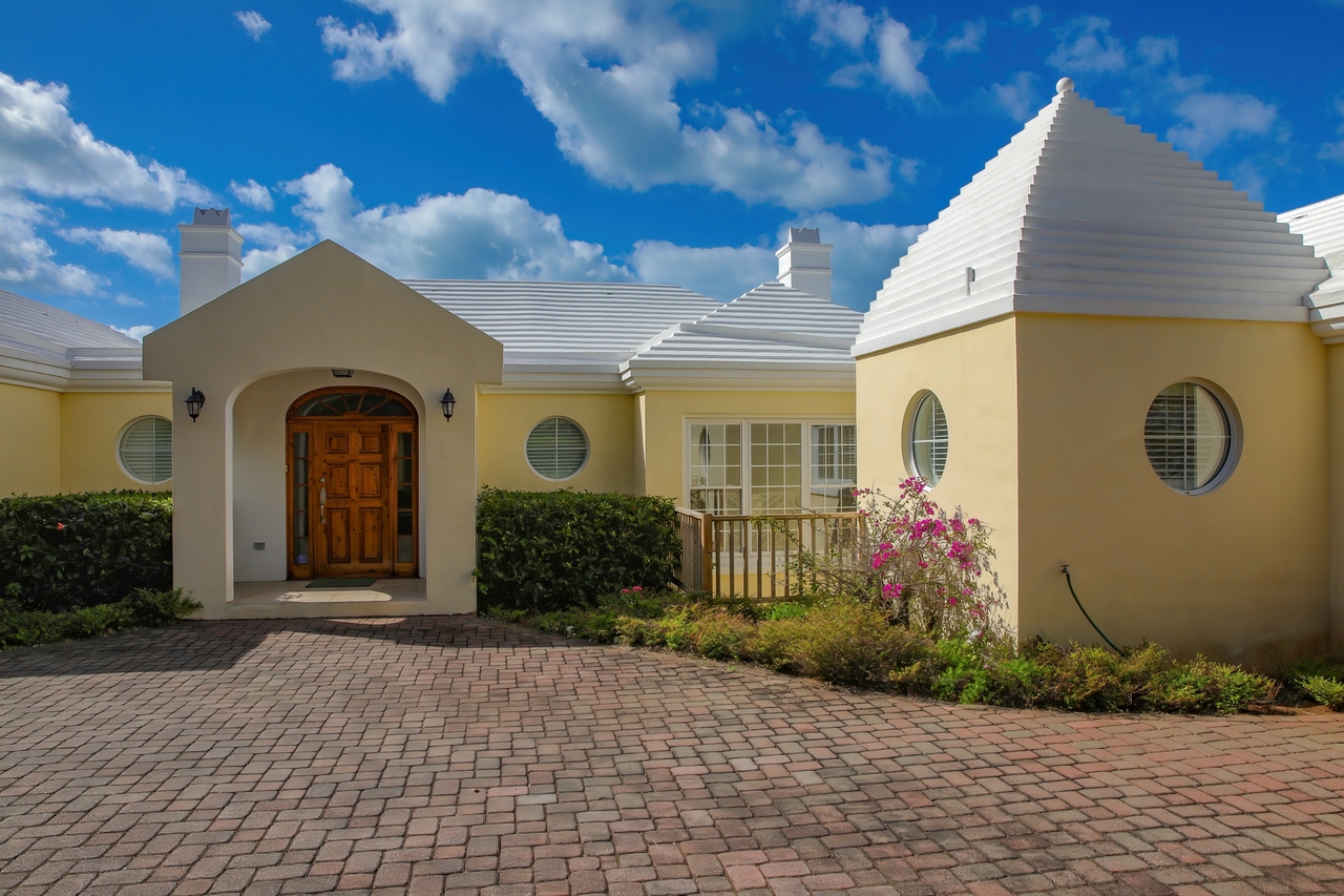 8 Trimingham Hill, Paget, BM, 5 Bedrooms Bedrooms, ,7 BathroomsBathrooms,Residential,For Sale,8 Trimingham Hill,1297101