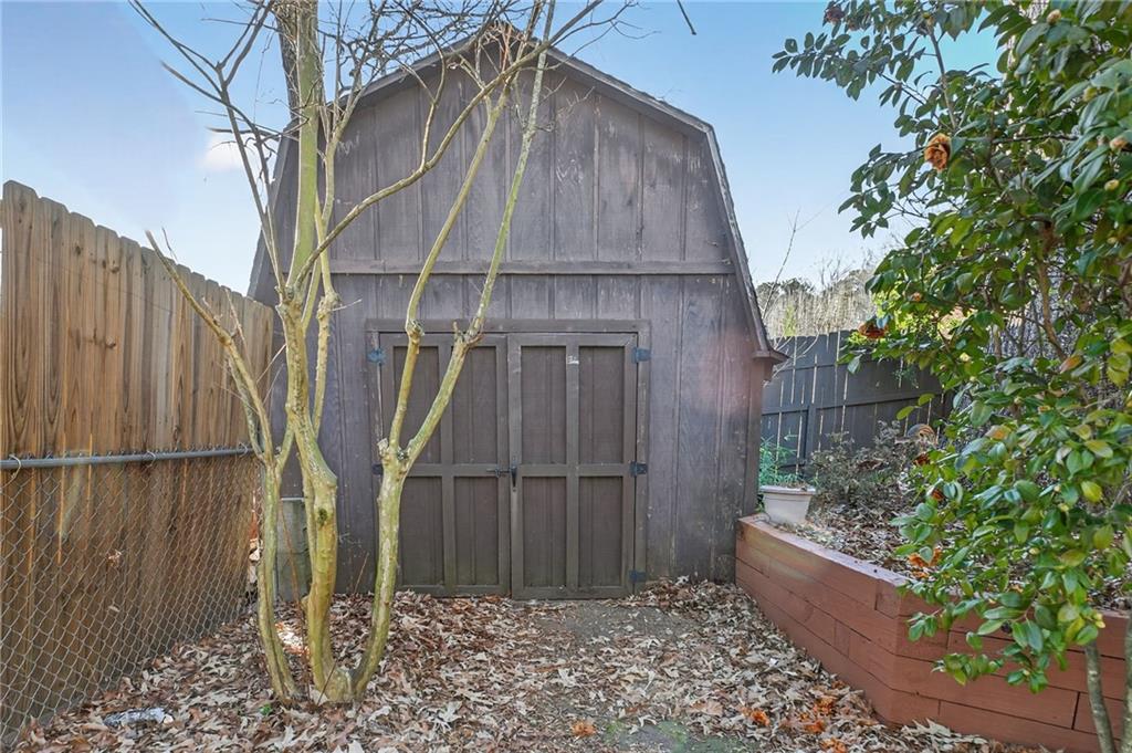 Roswell, Georgia, 30075, United States, 4 Bedrooms Bedrooms, ,4 BathroomsBathrooms,Residential,For Sale,2014792