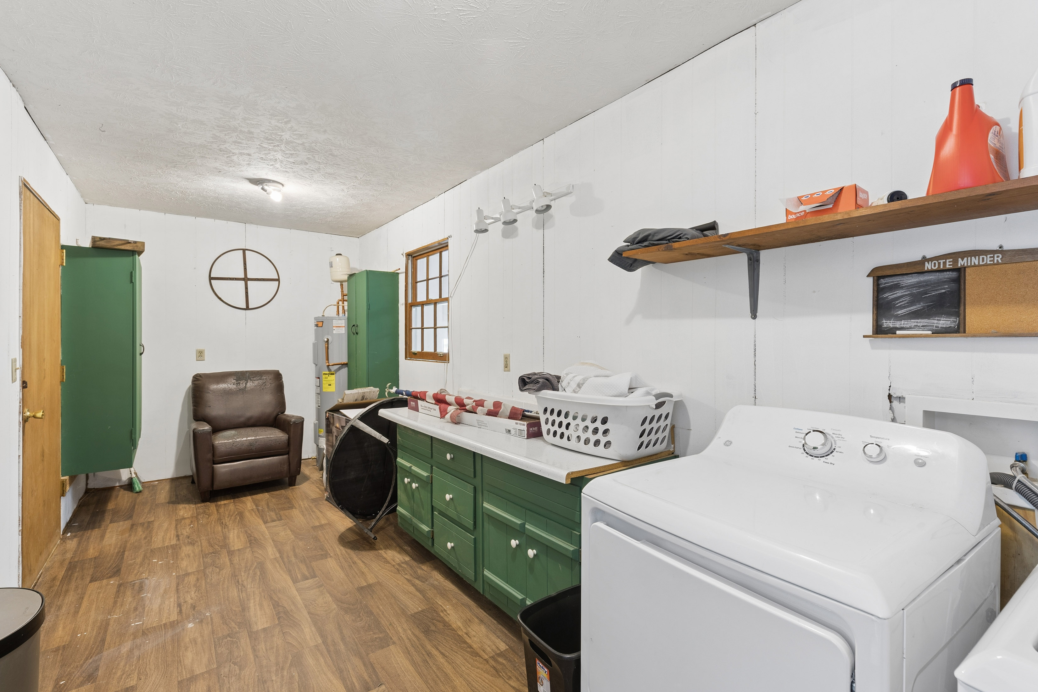  Spacious Ranch with Backyard Retreat in Powder Springs - 物件實景