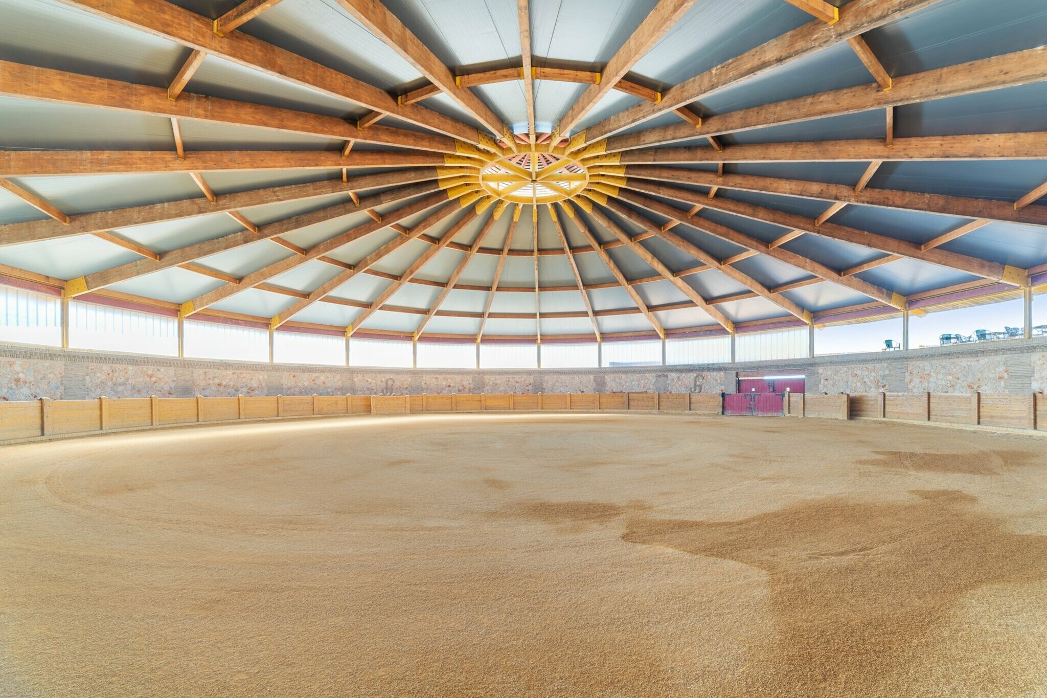  Equestrian center specialized in Arabian horses and fighting bulls. - 物件實景