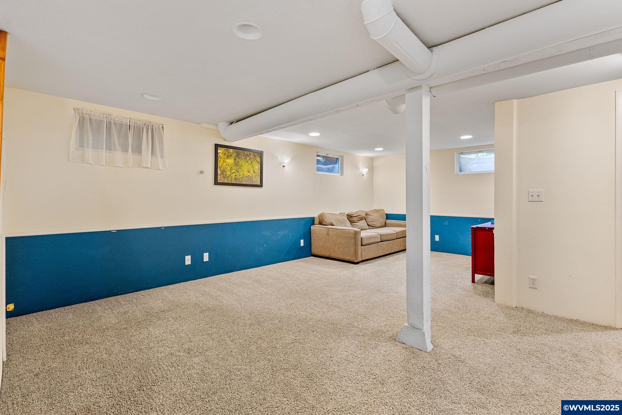 Salem, Oregon, 97302, United States, 3 Bedrooms Bedrooms, ,3 BathroomsBathrooms,Residential,For Sale,1829333