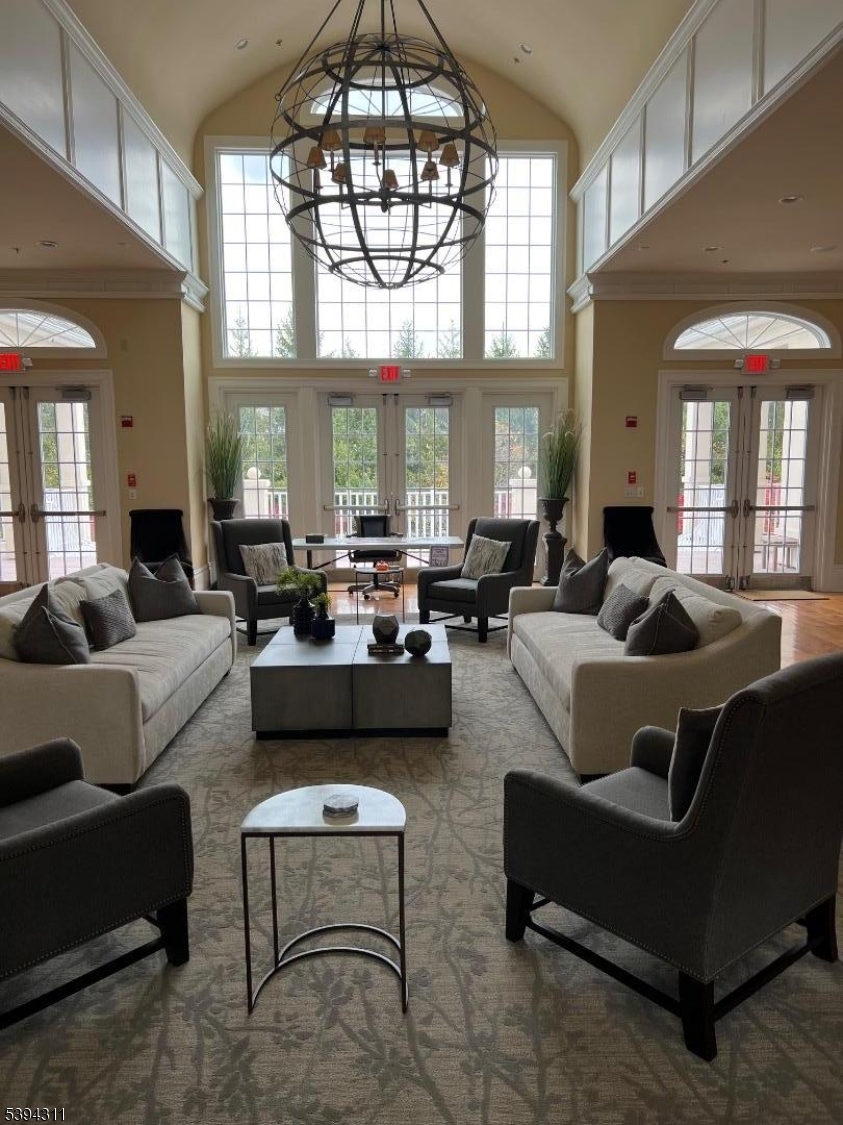 Cedar Grove Twp., New Jersey, 07009, United States, 2 Bedrooms Bedrooms, ,2 BathroomsBathrooms,Residential,For Sale,1989209