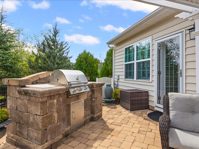 Fort Mill, South Carolina, 29715, United States, 3 Bedrooms Bedrooms, ,3 BathroomsBathrooms,Residential,For Sale,1981901