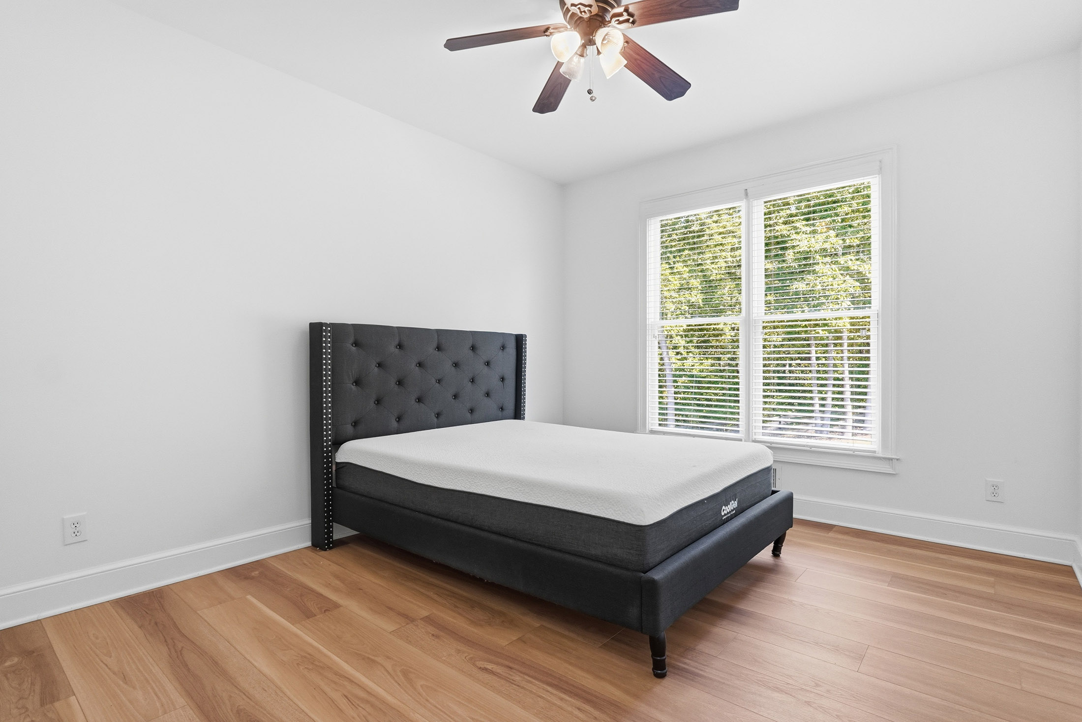  Beautifully Appointed Home in Sought-After Woodmont - 物件實景