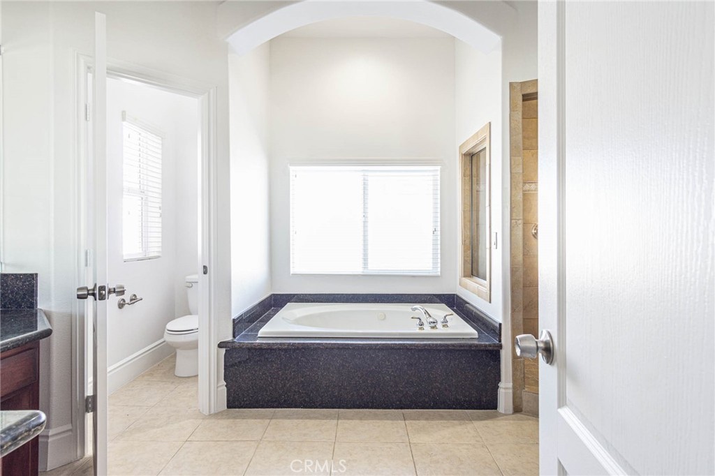 Apple Valley, California, 92307, United States, 5 Bedrooms Bedrooms, ,5 BathroomsBathrooms,Residential,For Sale,2025111