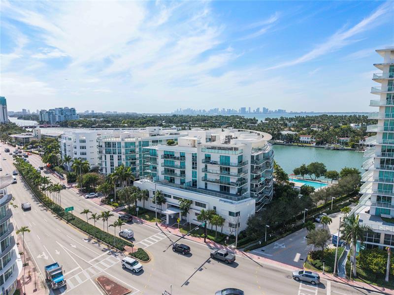 Miami Beach, Florida, 33141, United States, 2 Bedrooms Bedrooms, ,2 BathroomsBathrooms,Residential,For Sale,1990899