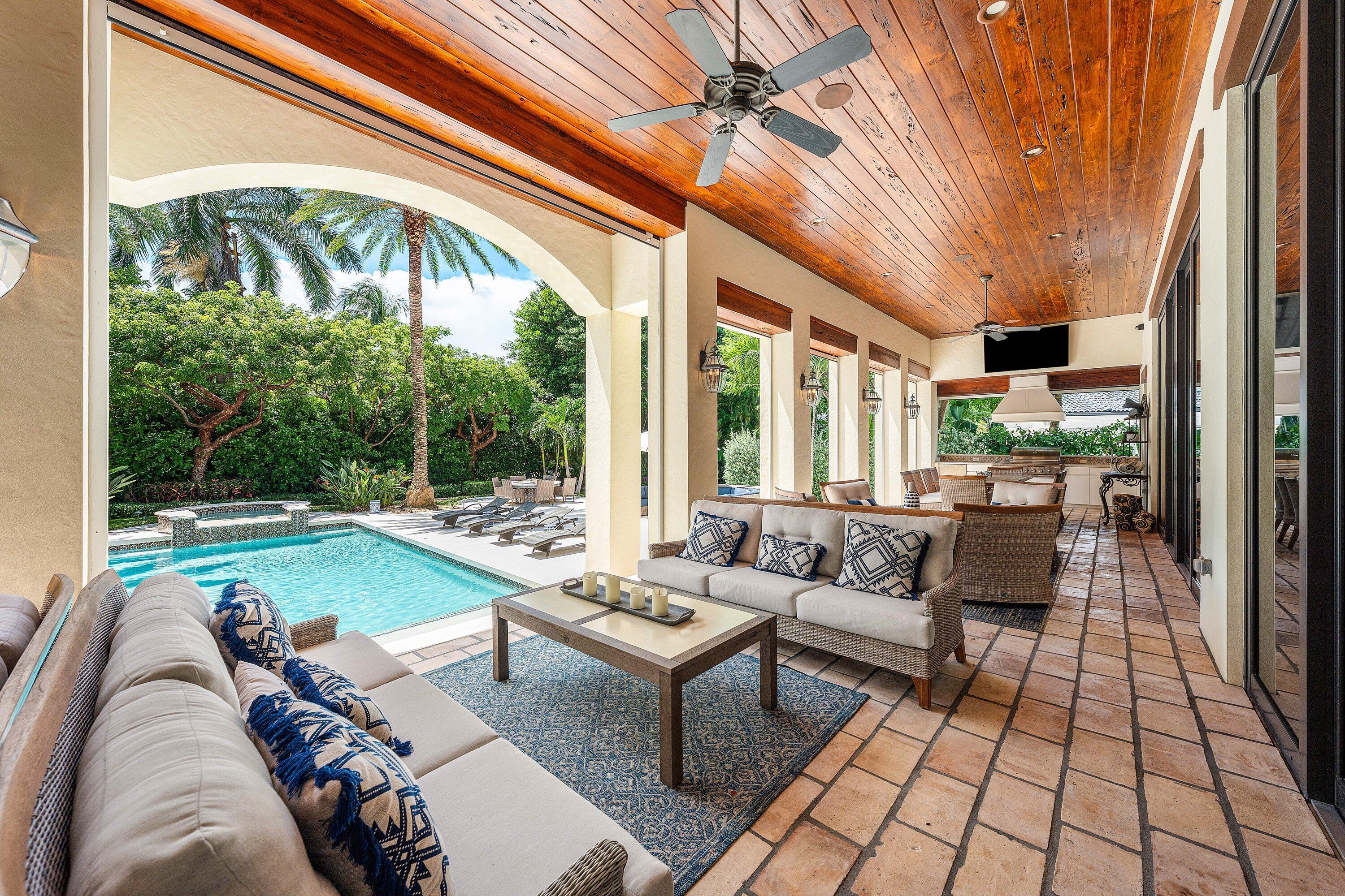 Delray Beach, Florida, 33483, United States, 6 Bedrooms Bedrooms, ,8 BathroomsBathrooms,Residential,For Sale,1948661