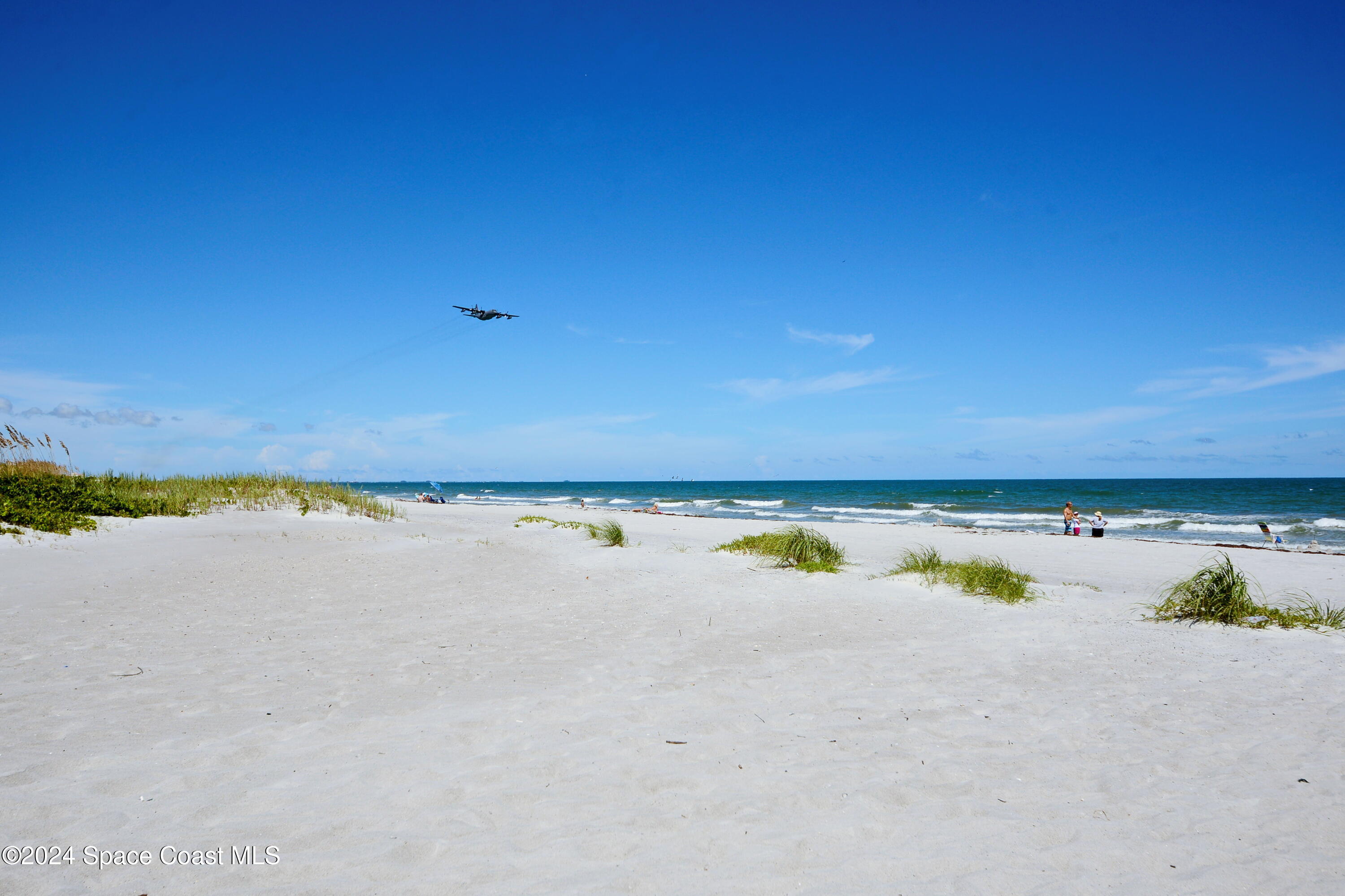 Cocoa Beach, Florida, 32931, United States, 3 Bedrooms Bedrooms, ,3 BathroomsBathrooms,Residential,For Sale,1870977