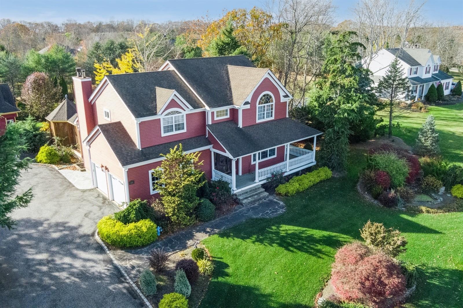 Aquebogue, New York, 11931, United States, 4 Bedrooms Bedrooms, ,3 BathroomsBathrooms,Residential,For Sale,1838532