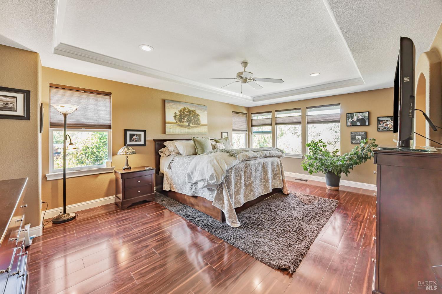 Windsor, California, 95492, United States, 4 Bedrooms Bedrooms, ,3 BathroomsBathrooms,Residential,For Sale,1942118